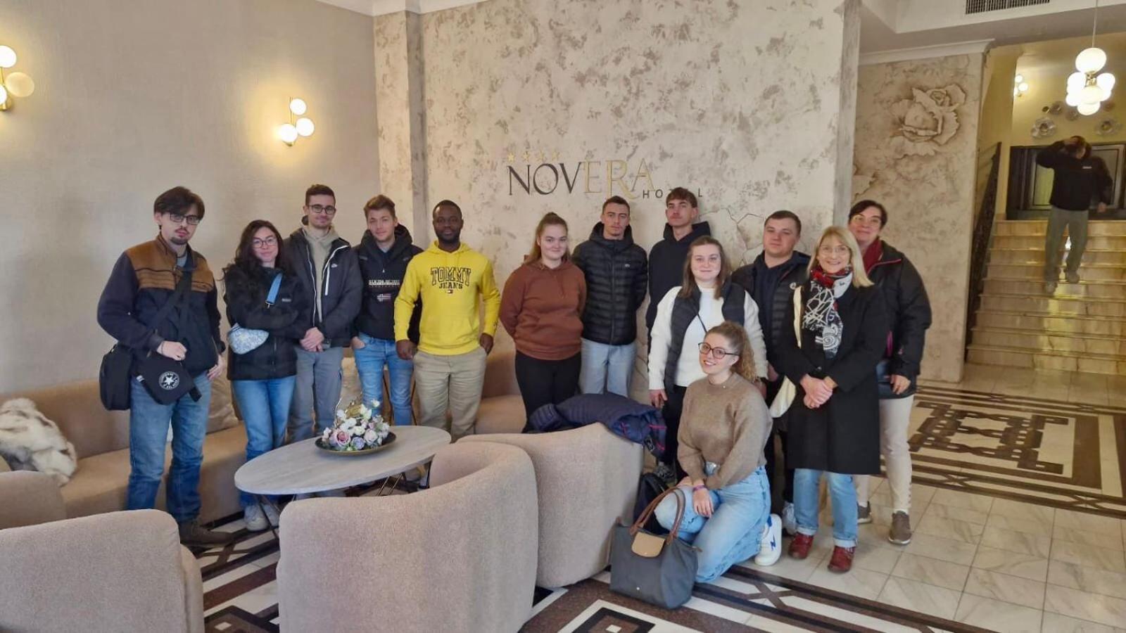 Hotel Novera Timişoara Buitenkant foto