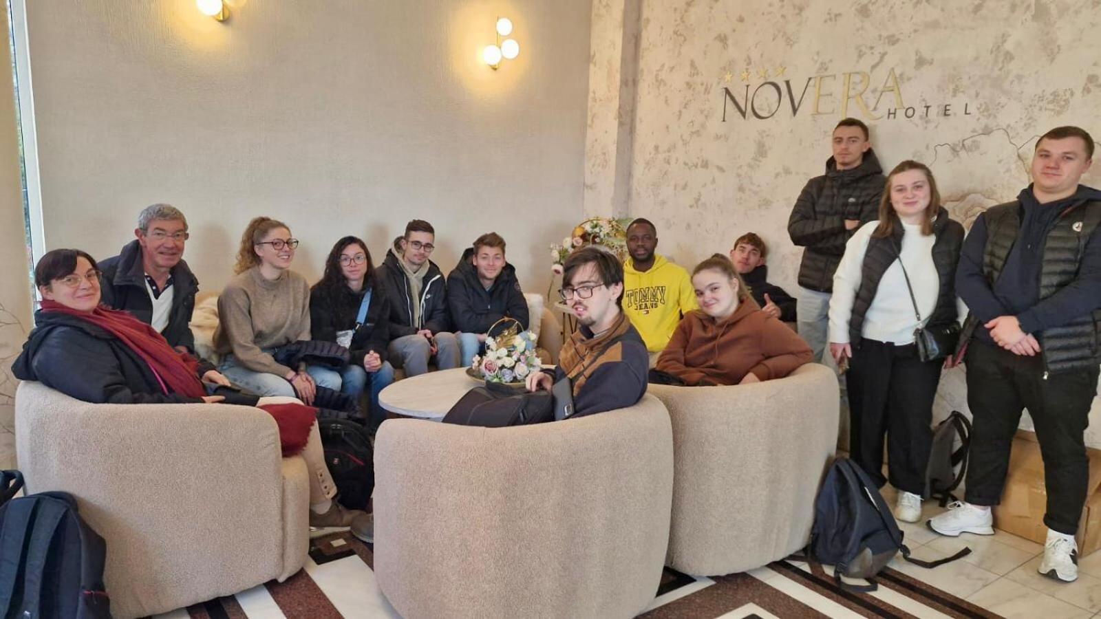 Hotel Novera Timişoara Buitenkant foto