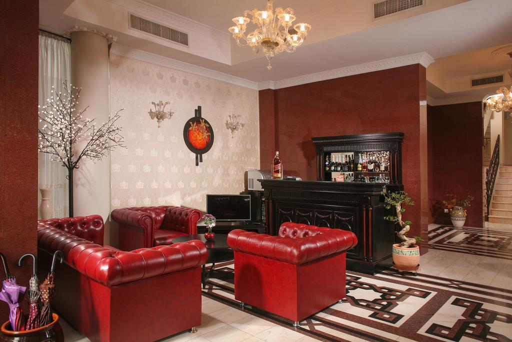 Hotel Novera Timişoara Buitenkant foto